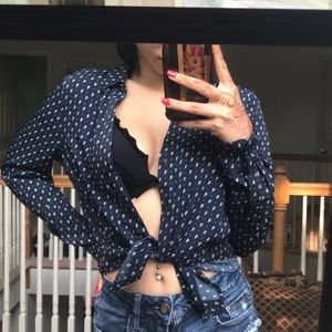 New H&M Navy Blue Pattern Button Down Collar Shirt